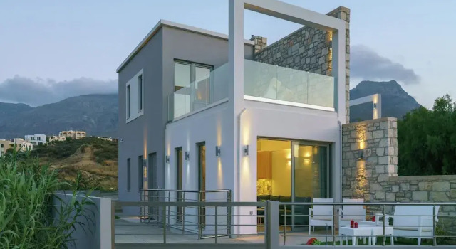 Вилла с балконом Villa in Plakias Near the Beach