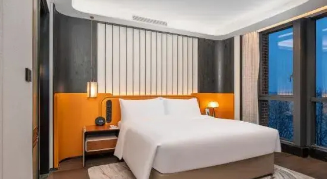 Люкс Deluxe Sheraton Suzhou Yangcheng Lake