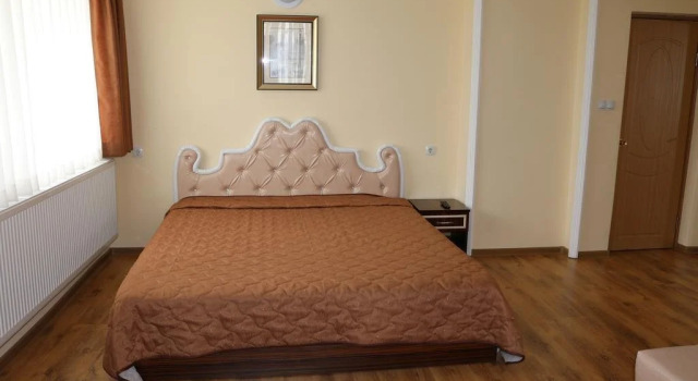 Hotel Arda, Prenota Hotel Kardzali 