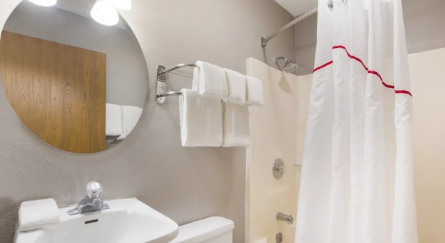Люкс Red Roof Inn Lawrenceburg