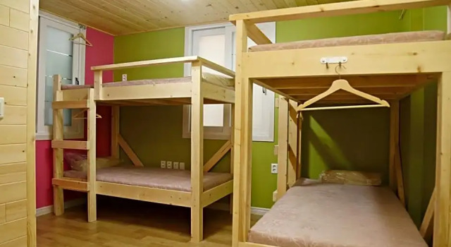 Четырёхместный номер Standard OP 102 Guesthouse