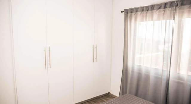 Lovely one bedroom apartment with nice view, Boek Appartement Kissonerga Paphos, in de buurt van Kotsias Beach
