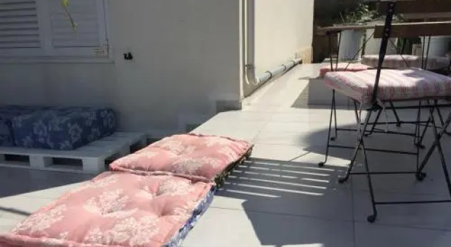 Apartment Sjajna, Prenota Appartamento Jelsa 