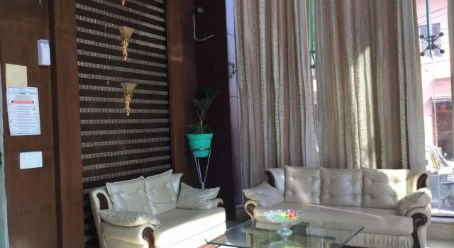 Hotel Opulence