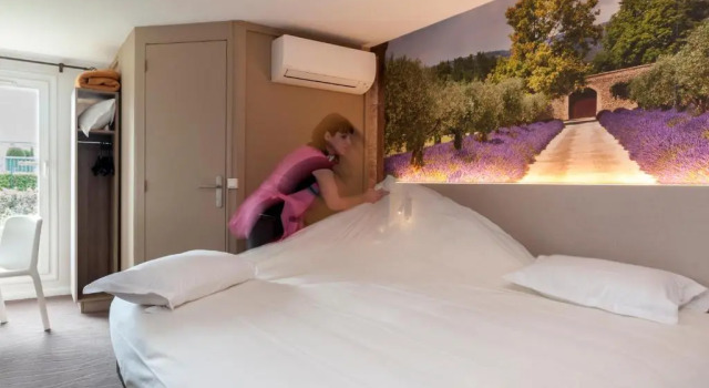 Двухместный номер Superior Brit Hotel Avignon Sud Le Calendal
