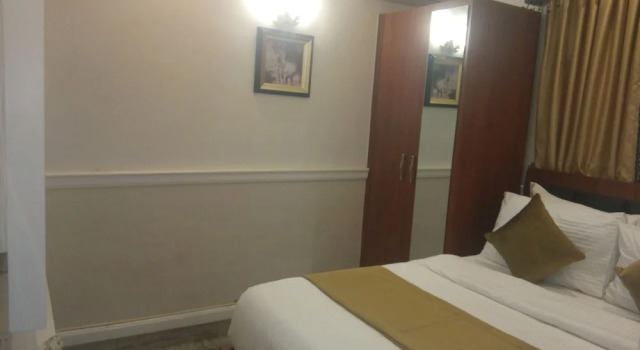 Номер Standard Vanessa Paris Hotel