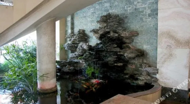 Yinzuo Hotel (Qingyuan Xincheng Passenger Transport Terminal), Boek Hotel Hotels in Guangdong met parkeren, Parkeren