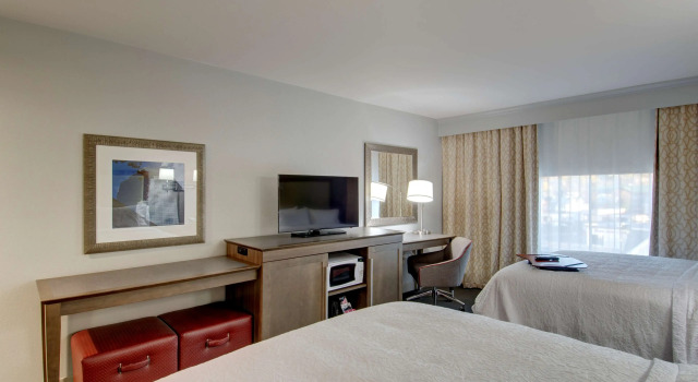 Hampton Inn & Suites Springfield Downtown, Boek Hotel Springfield Massachusetts