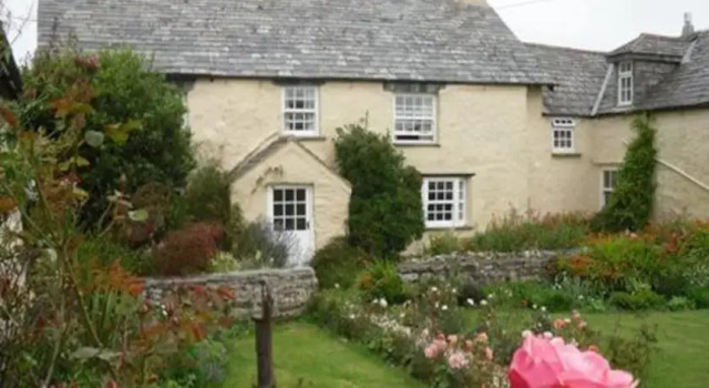 Higher Tresmorn Farm, Boek Boerderijverblijf Hotels in Crackington Haven met parkeren, Parkeren