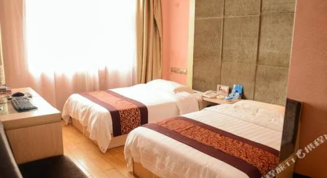 Hong Tai Hotel Huangshi, Buchen Sie Hotel Huangshi Hubei