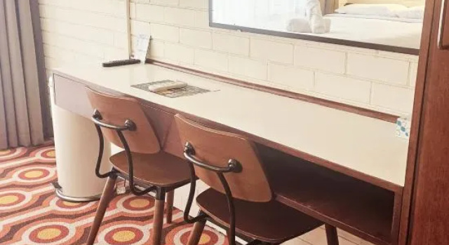 Трёхместный номер Standard с балконом Indian Ocean Hotel