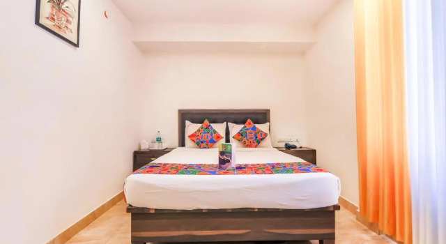Люкс FabHotel Oakwey Inn - Indiranagar