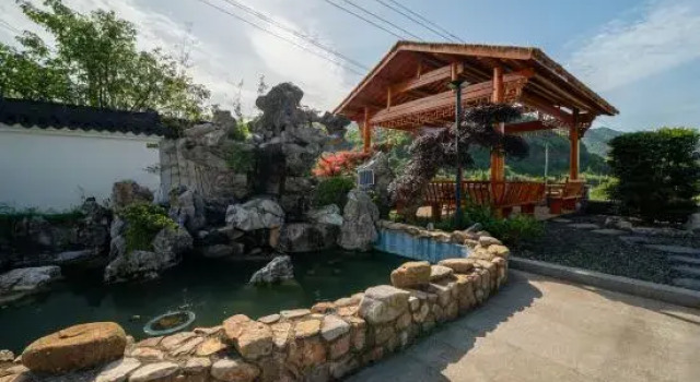 Tonglu Nanxi Bieyuan B&B (OMG Heartbeat Paradise Branch)