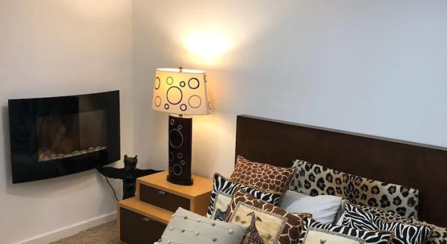 Blackpool Abode - Empress Hall African Apartment, Varaa Huoneisto Asunnot kohteessa Merseyside, Huoneisto
