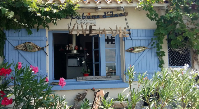 La Cabane d'Isa, Book Hotel SPA-hoteller i Étang de Thau, SPA