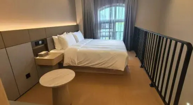 Люкс JI Hotel (Shanghai Anting Qiche Chuangxingang)