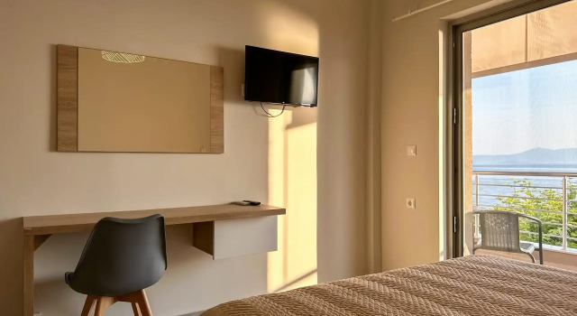Полулюкс Mangata Seaside Hotel