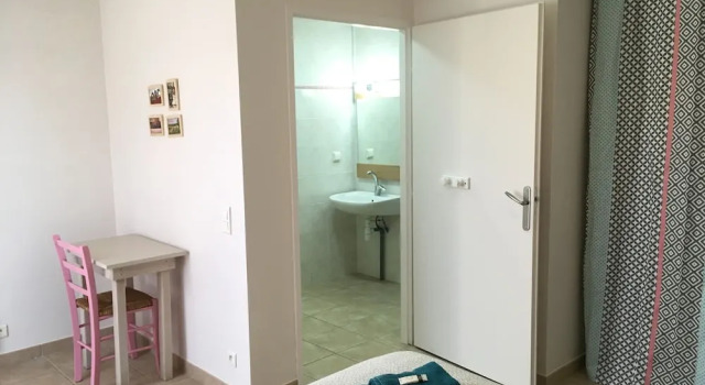 Le Mas des 3 Ânes, Book Hotel Hoteller i Blars med parkering, Parkering
