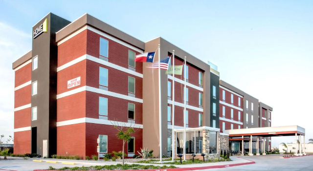 Люкс Home2 Suites by Hilton Brownsville