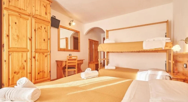 Четырёхместный номер Comfort Hotel Polsa