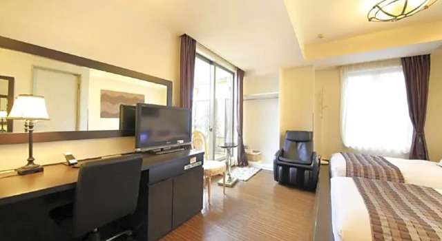 Номер Standard с балконом Hotel Coco Grand Kitasenju