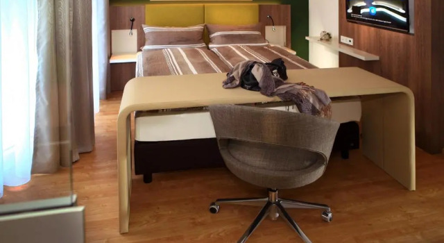 Двухместный номер Comfort с балконом Hotel Adler