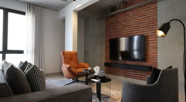 C Living 3 - Al Malqa, Buchen Sie Ferienwohnung Riad 