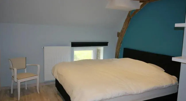 Belgite, Rezerwuj Hotel Charbonnat Burgundia
