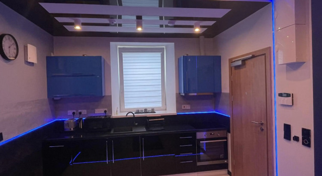 #1 TGHA Luxury Studio Apartment in Athlone, 预订 公寓 阿斯隆 Lough Ree