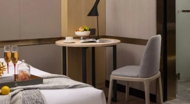Люкс Starry Sky Garden Hotel Wuhan Hankou Railway Station Zhuyeshan Subway Station Branch