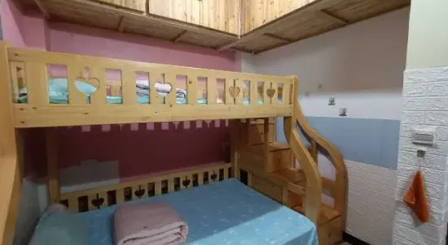 Кровать в общем номере (женский номер) Drunken Beauty hotel