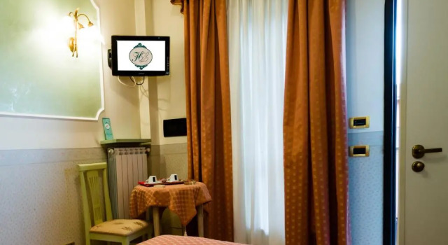 Hotel Louis II, Prenota Hotel Hotel a Lazio con parcheggio, Parcheggio