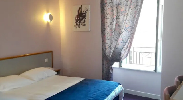 Двухместный номер Standard Logis Hotel du Midi