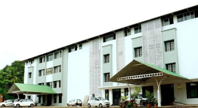 Hotel Soorya Regency