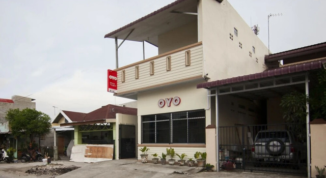 OYO 885 Tangkul Residence, Rezervovat Hotel Hotely v Medan s parkováním, Parkování