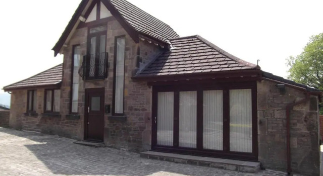 Коттедж Castle House Holiday Home