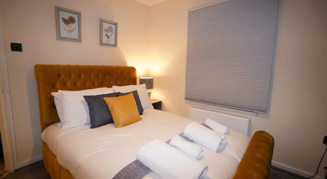 3Bed Beautiful House Canary Wharf, Забронировать Отель Отели Англии 3 звезды, 3*