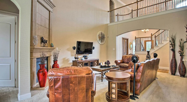 4 Mi to Grapevine Lake: Texas Home w/ Media Room, Забронировать Дом для отпуска Грейпвайн Dallas - Fort Worth Metropolitan Area