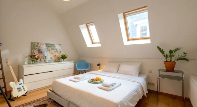 Europea St Catherine Duplex City Center, Забронировать Отель Отели Брюссельского столичного региона 3 звезды, рядом с Музей королевского театра - Toone VIII Foundation, 3*