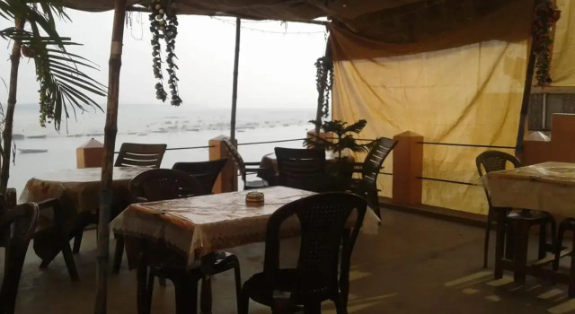 Sunrise Lodge