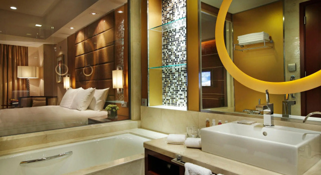 Номер Standard Crowne Plaza Yantai Sea View by IHG