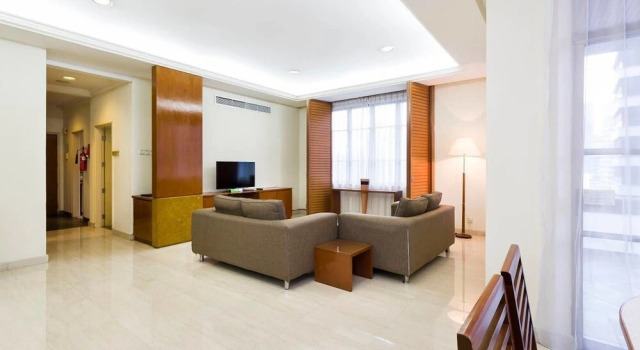 2+1br Service Suites With KL Tower View, Забронировать Отель Отели Куала-Лумпура 3 звезды, рядом с Конгресс-центр Куала-Лумпура, 3*