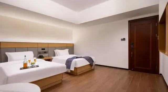 Business Suite Fangtian Hotel