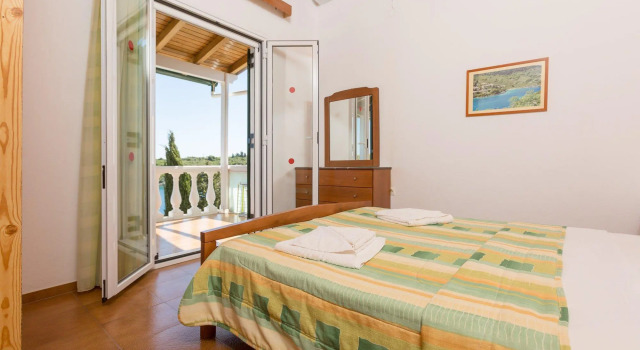 Dolphin Villa 3 Swimming Pool Walk to Beach Sea Views A C Wifi - 558, Забронировать Вилла Коттеджи Паксос, Коттедж
