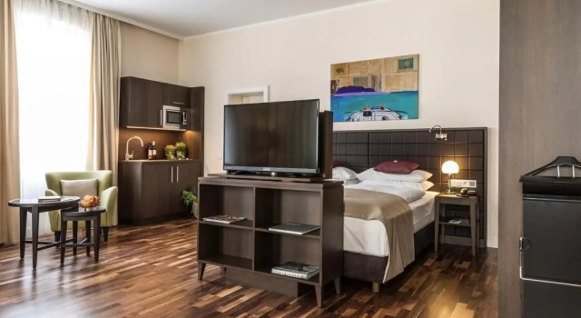 Полулюкс Hotel Sandwirth