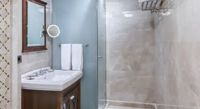 Номер Standard Angels Peninsula Hotel