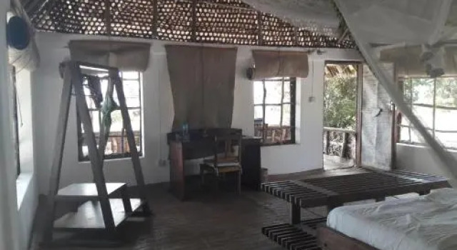 Emayani Beach Lodge, Prenota Hotel Pangani Tanzania