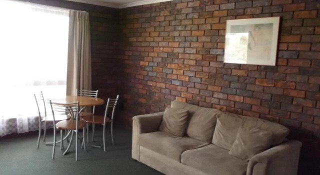 Люкс Bridge Street Motor Inn