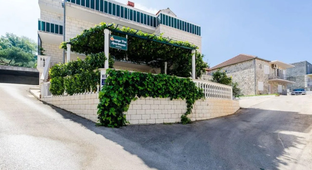 Apartments Orange Tree, Забронировать Апартаменты/квартира Отели Цавтат с парковкой, рядом с Пляж Циста Лука 1, Парковка