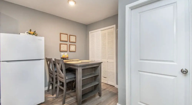 HTX Spacious Apt Parking Near Dtown NRG, Rezervovat Hotel Houston Houston